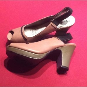 Kenzie new sling back, peep toe shoes size 8